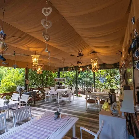 Lodge Portalimo - Adult Only +12